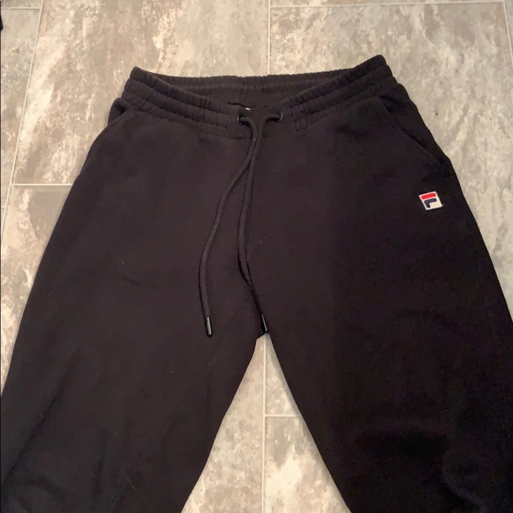 Fila black comfy sweatpants!